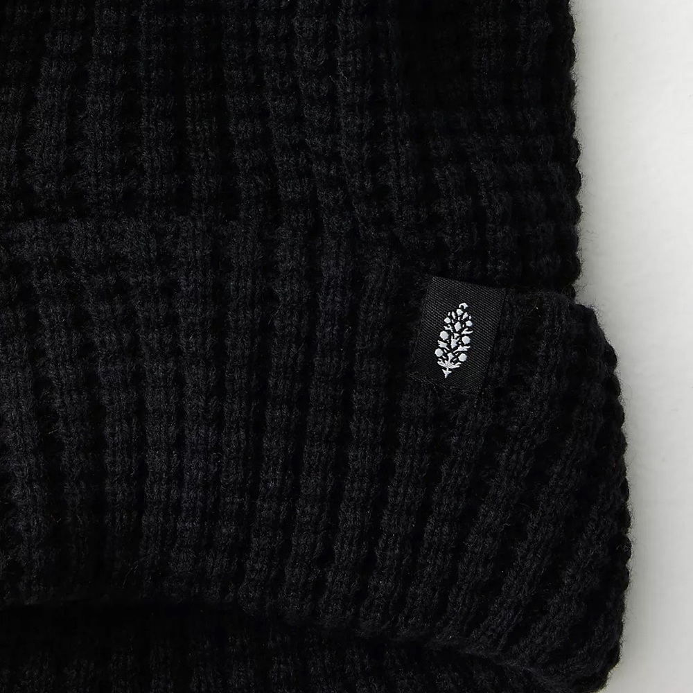 NWT/NWOT FP Movement by Free People Cool Down Knit Beanie - Picture 4 of 7